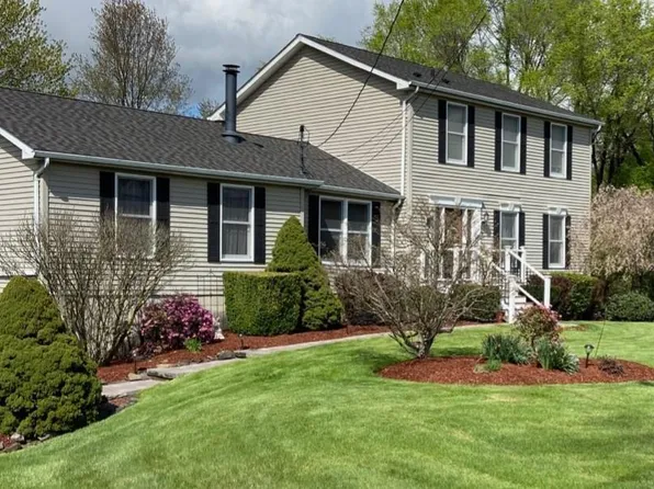 33 Greycourt Avenue, Chester, NY 10918