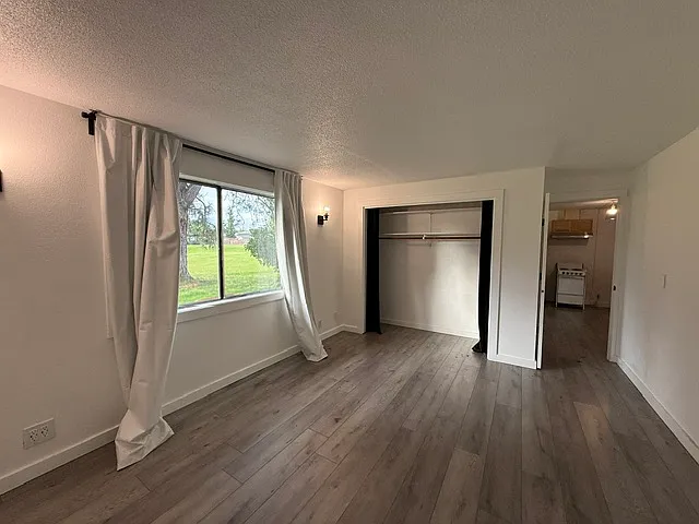 608 Lancaster Dr SE — Photo 12