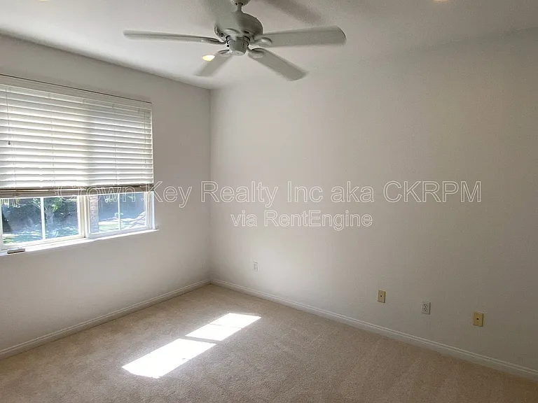 1030 Eastlake Cir — Photo 26