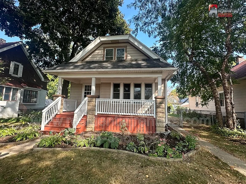 3428 S Pennsylvania Ave