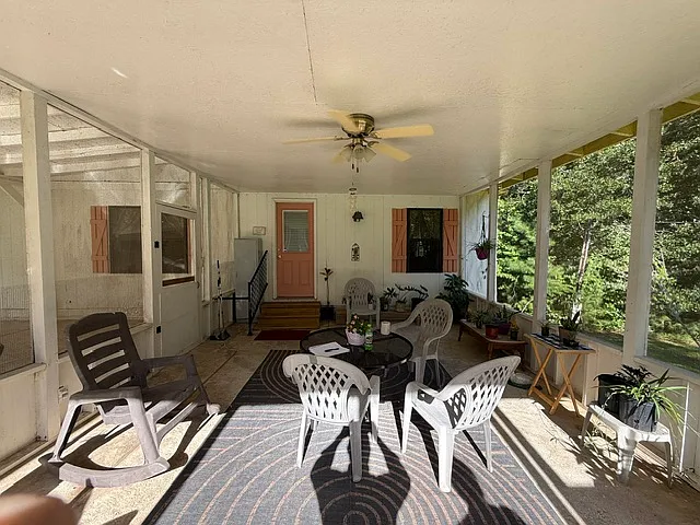 115 Clearview Dr — Photo 2