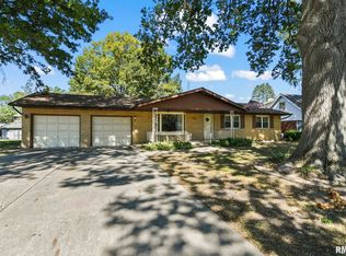 61 White Birch Rd, Springfield, IL 62712