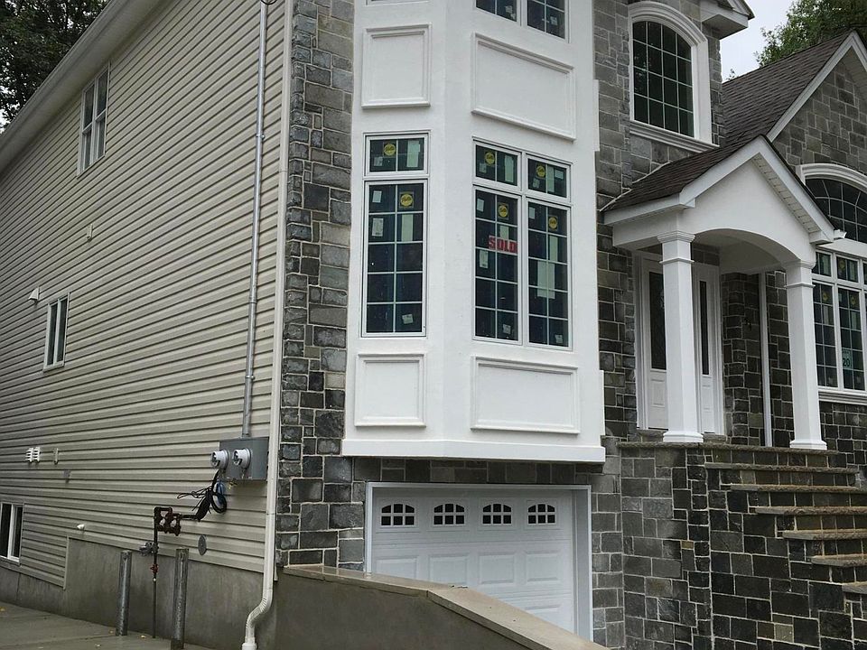 Building Photo 3