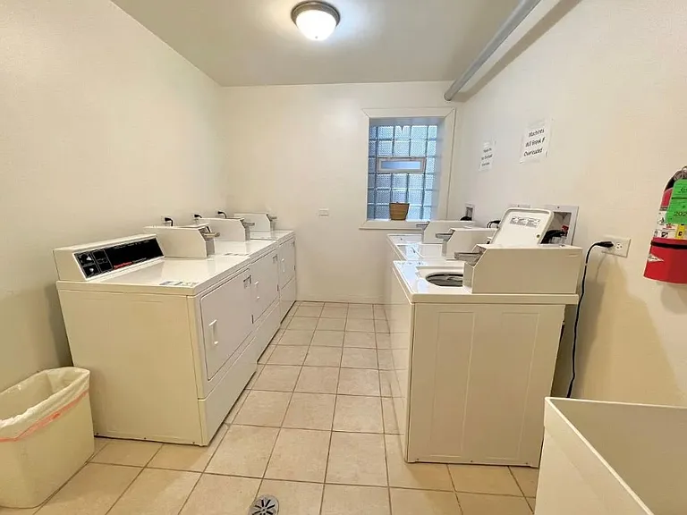 3424 W Foster Ave #1 — Photo 5