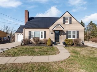 24 Elm Ln, Wheeling, WV