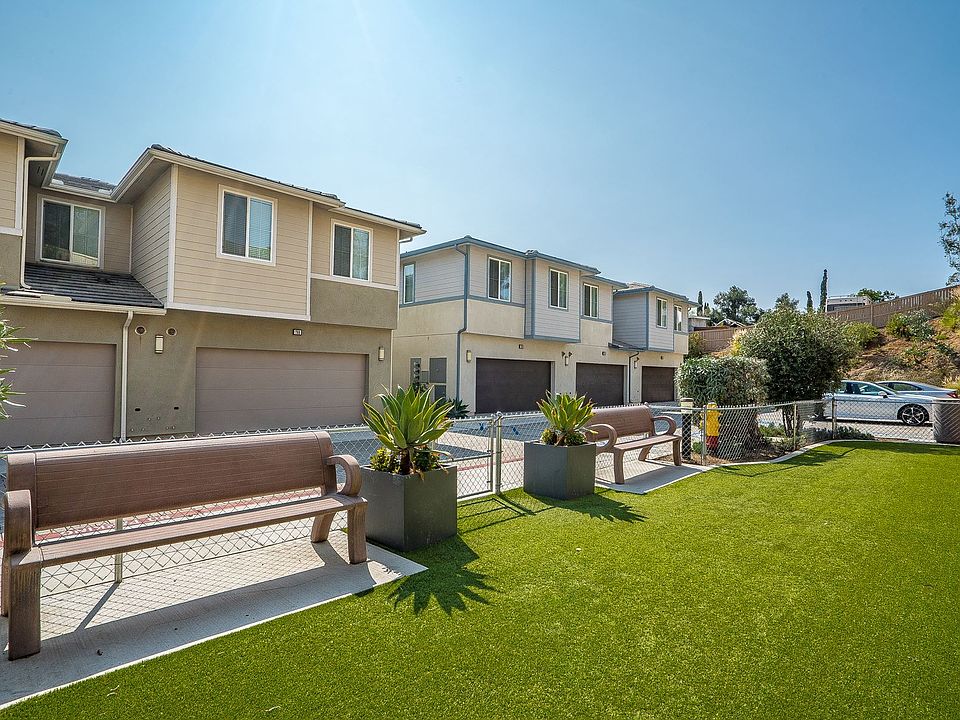 1st image of 784 Trunorth Cir