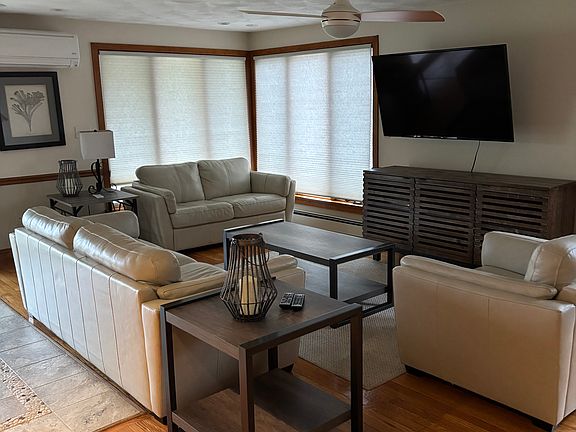 2nd image of 16 Robertson Rd #16