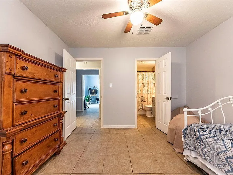 10424 Belfast Rd — Photo 9
