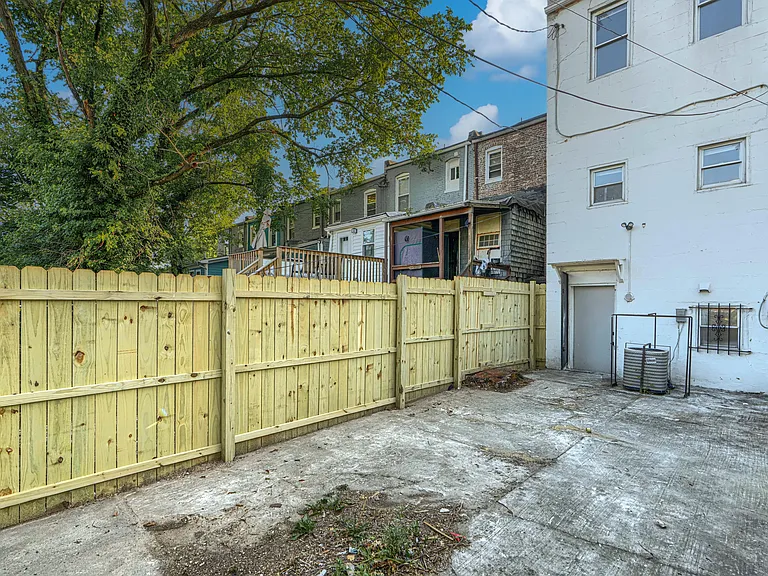 25 S Hilton St — Photo 27