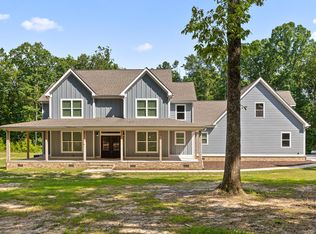 2390 Trophy Buck Trl, Soddy Daisy, TN 37379