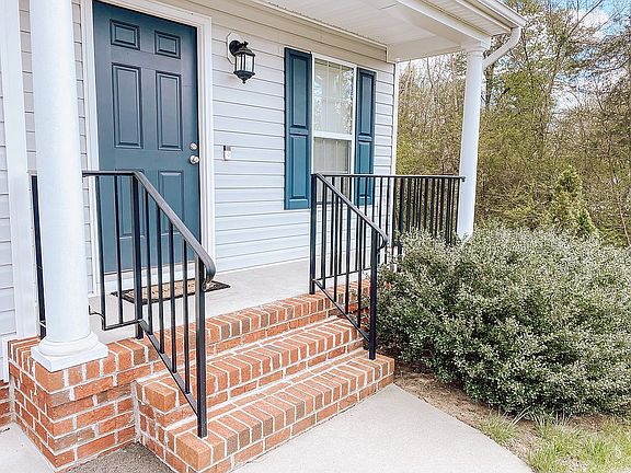 2nd image of 7216 Grant Dr