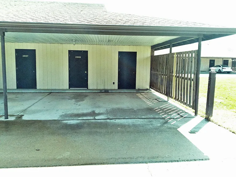 2600 Woodwind Ct — Photo 16