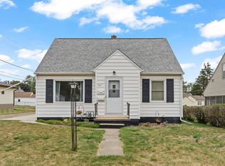 917 Bourland Ave, Waterloo, IA 50702
