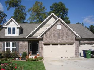 808 Carraway Dr, Graham, NC 27253