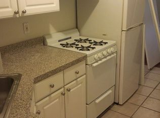 101 Valley Rd #8, Ardmore, PA 19003