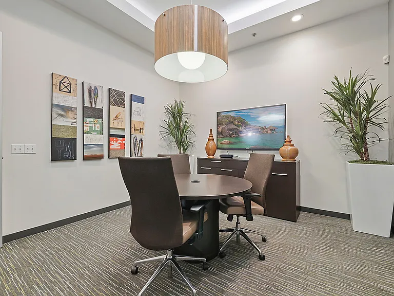 Aviara — Photo 5