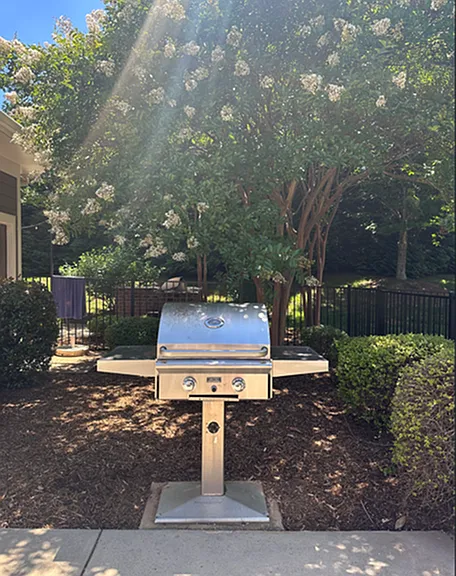 Pool Outdoor Grilling Station 2