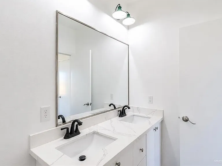 10825 N Sugar Bear Dr — Photo 5