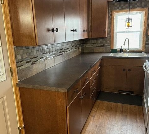 4th image of 5792 Emerson Ave NW