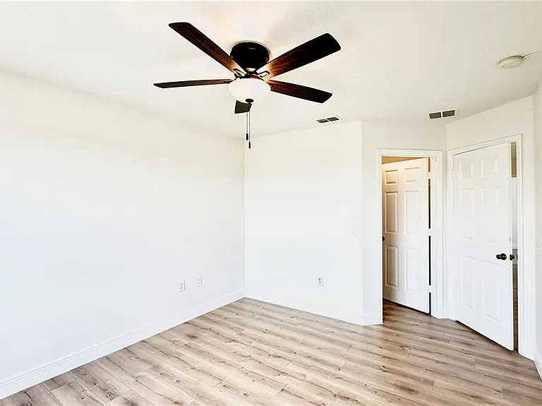 51 Andora Ct — Photo 20