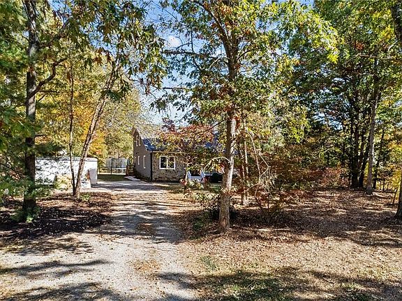 2nd image of 341 Dovefield Dr