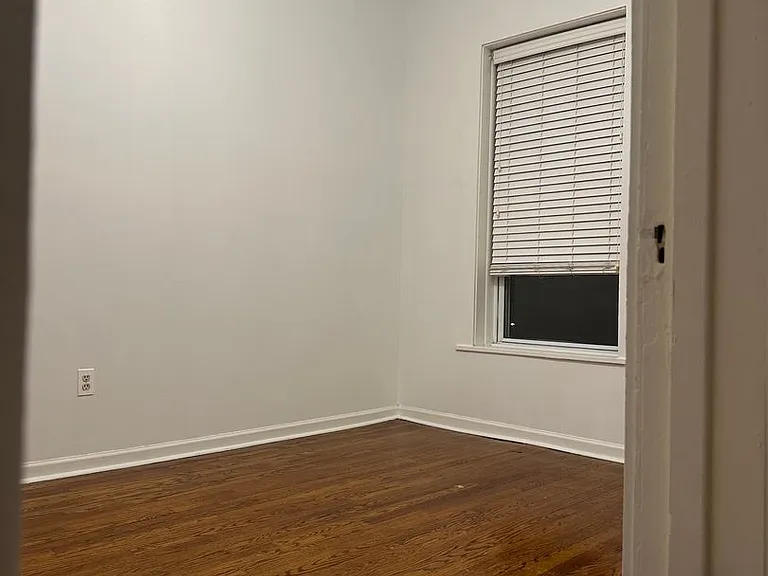 1750 W Belle Plaine Ave #1 — Photo 25