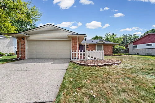 14188 Ramblewood St Photo 1