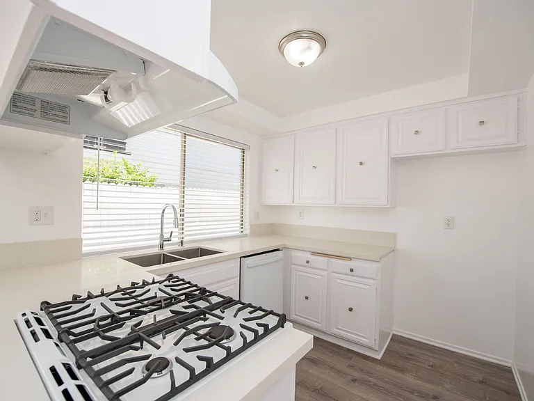 7282 La Mancha Cir — Photo 14