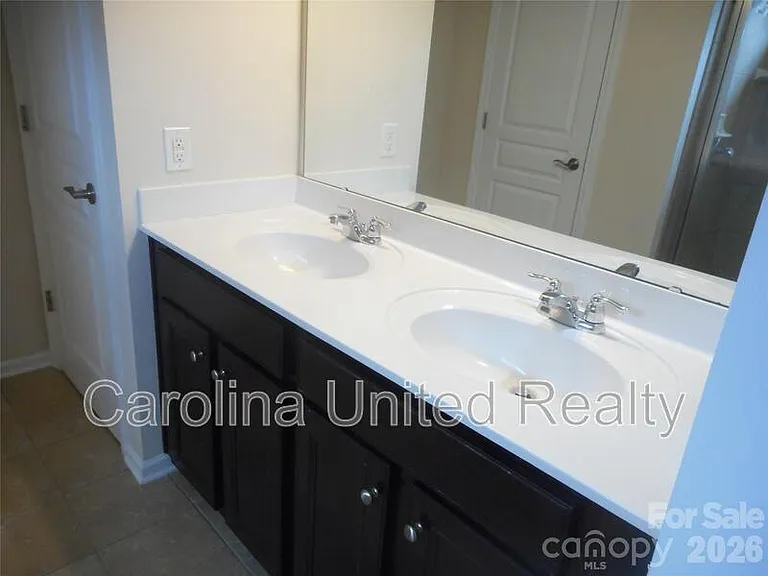 5860 Glassport Ln #504 — Photo 15