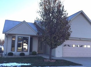 1226 Hiller Ln, Burlington, IA 52601