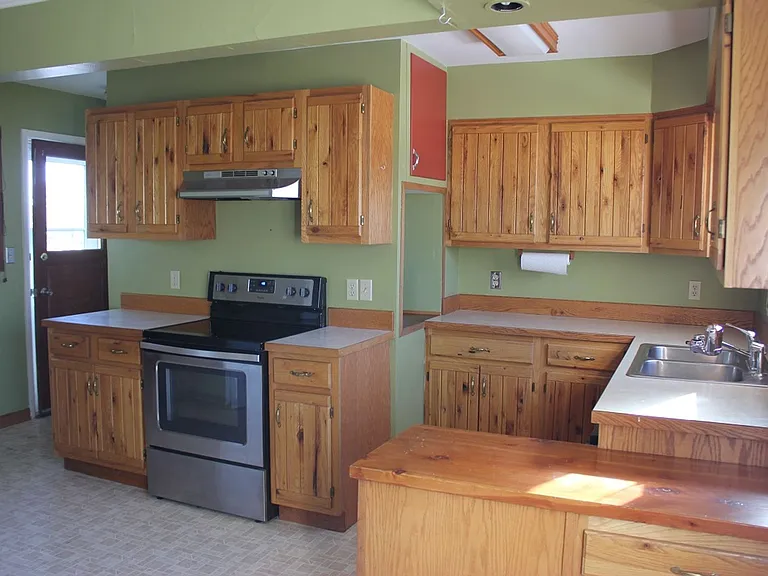 1019 W Montana St — Photo 6