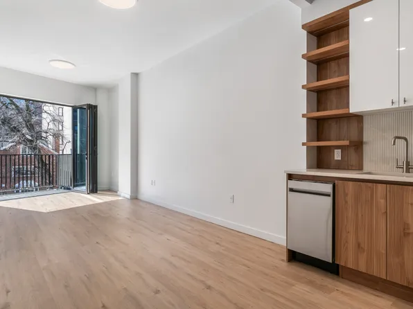 161 Lenox Road 703 image 1 of 24
