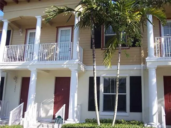 1586 W Frederick Small Rd, Jupiter, FL 33458