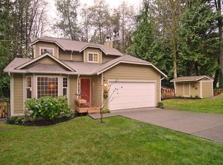 11252 Kallgren Rd NE, Bainbridge Island, WA 98110