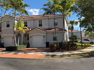 20715 NE 10th Ct, Miami, FL 33179