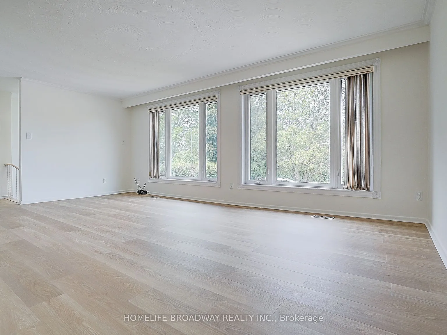 4 bed, $3,800 — Photo 4