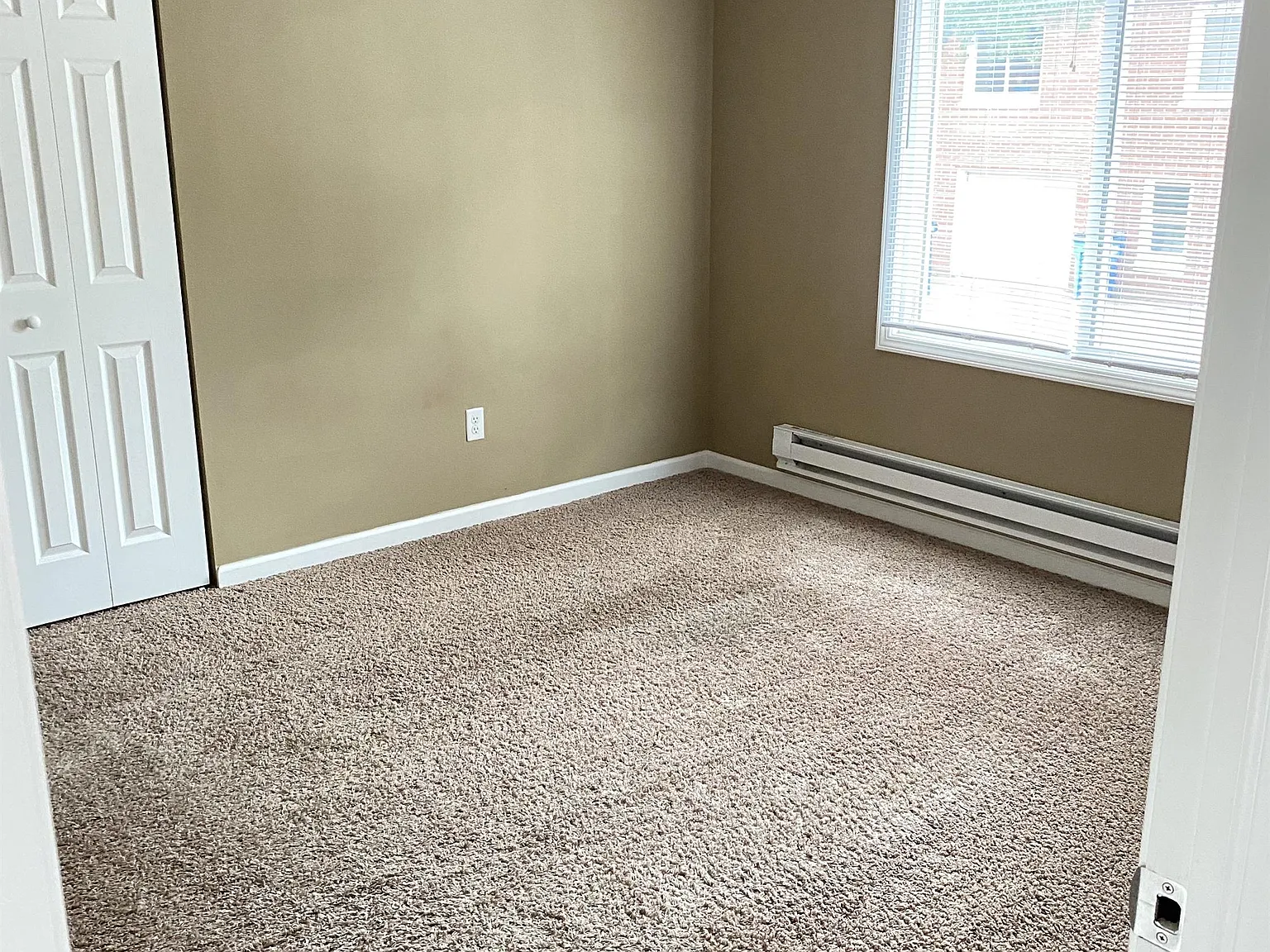709 W Church St. - Apt 3 — Photo 4