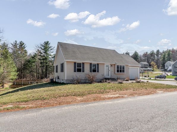 1 Lois Ln, Townsend, MA 01469