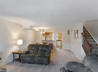 933 Elm Rd, Halethorpe, MD 21227