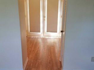 345 Oak Dr, Lexington, SC 29073