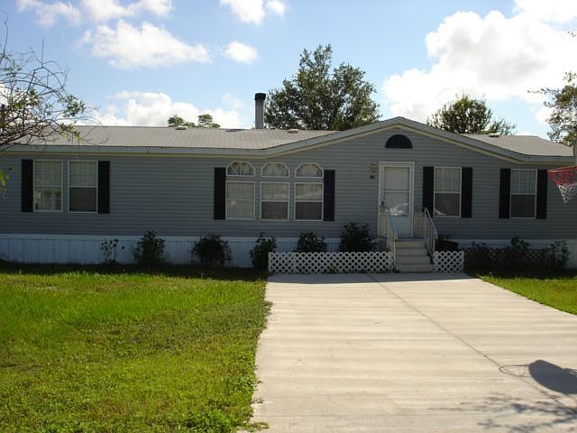 1st image of 204 1st St
