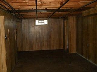 2nd image of 628 E Brickley Ave