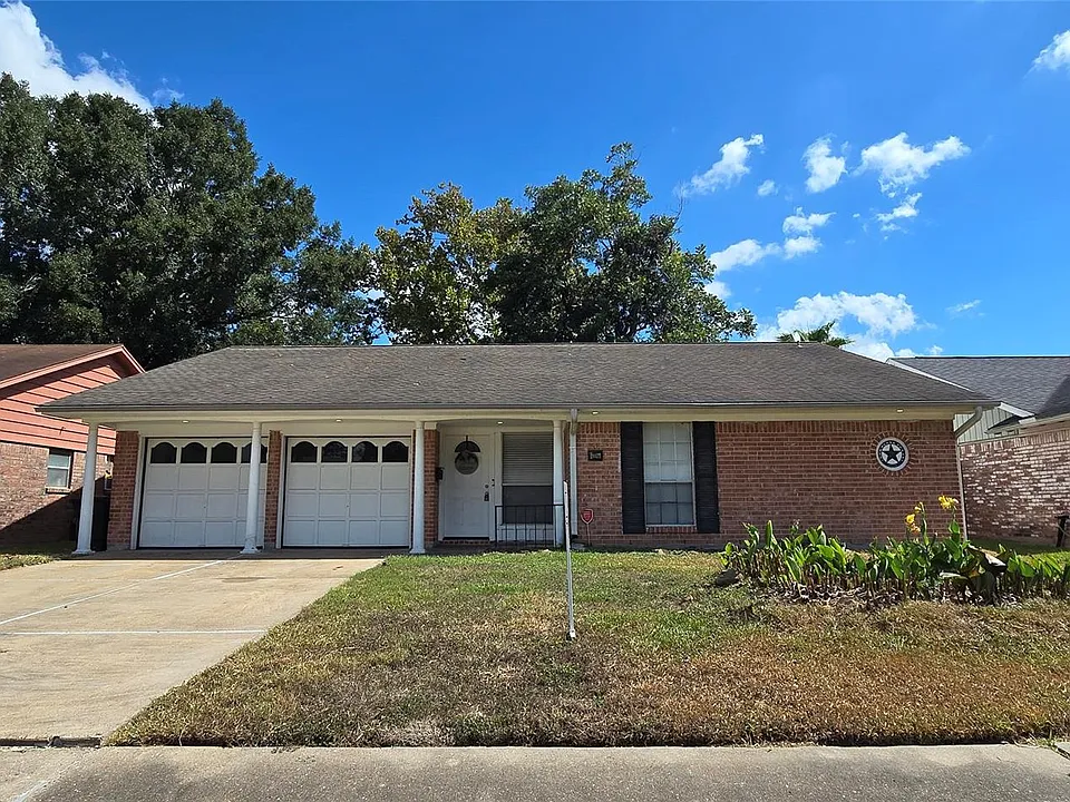11027 Caribbean Ln