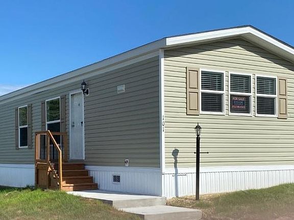 2nd image of 101 Country Club Dr