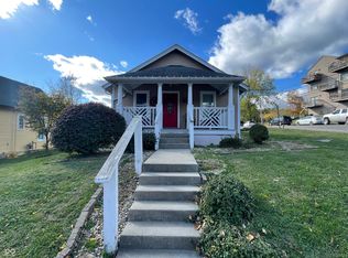 194 N Van Buren St, Nashville, IN 47448