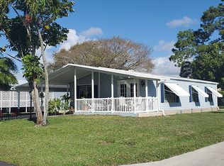 749 Sun Top Ln, Boynton Beach, FL 33436