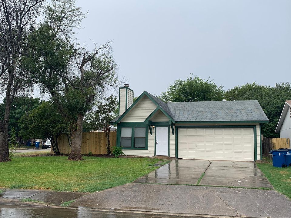1st image of 2502 Buzz Aldrin Dr