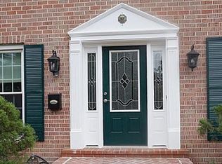 (Undisclosed Address), Bethesda, MD 20817