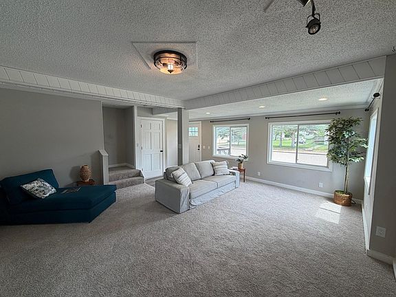 2nd image of 112 Viola Ave