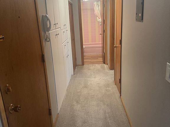 3rd image of 210 E 7th Ave #10